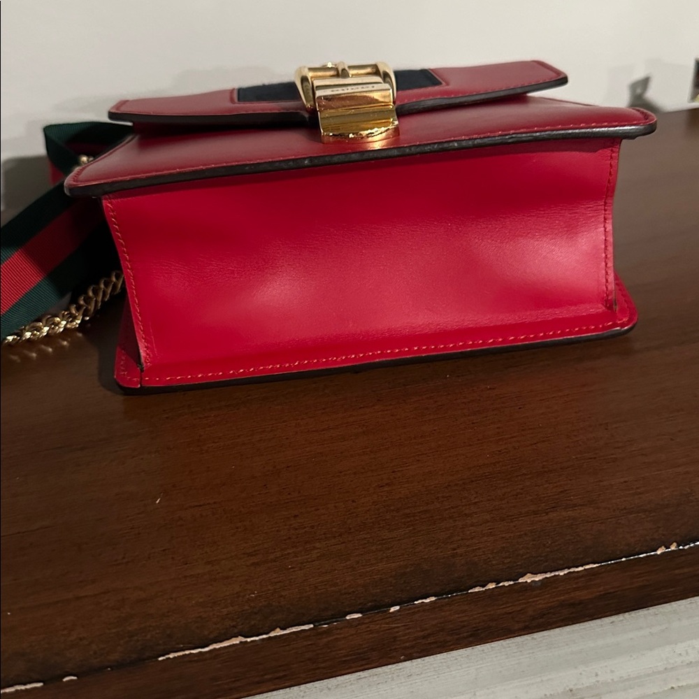 Gucci Red Sylvie Shoulder bag - Picture 5 of 13